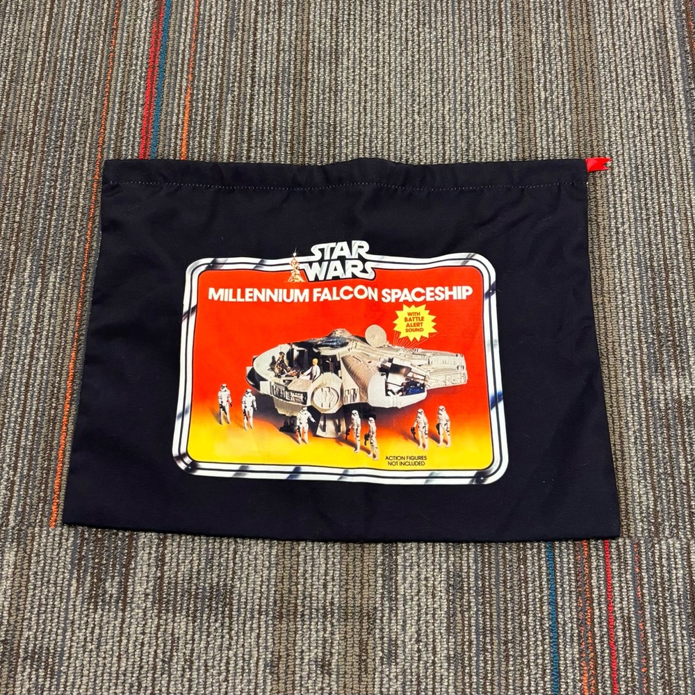 Harveys Seatbelt Bag Disney Star Wars Dust Bag